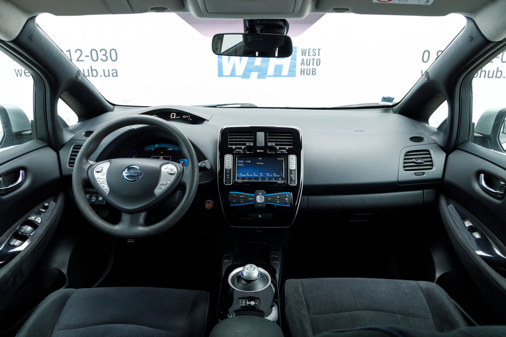 Nissan Leaf 2016 photo 11