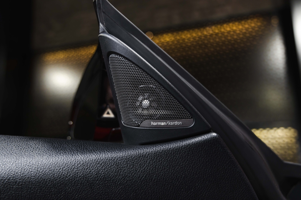 BMW M4 2015 фото 26