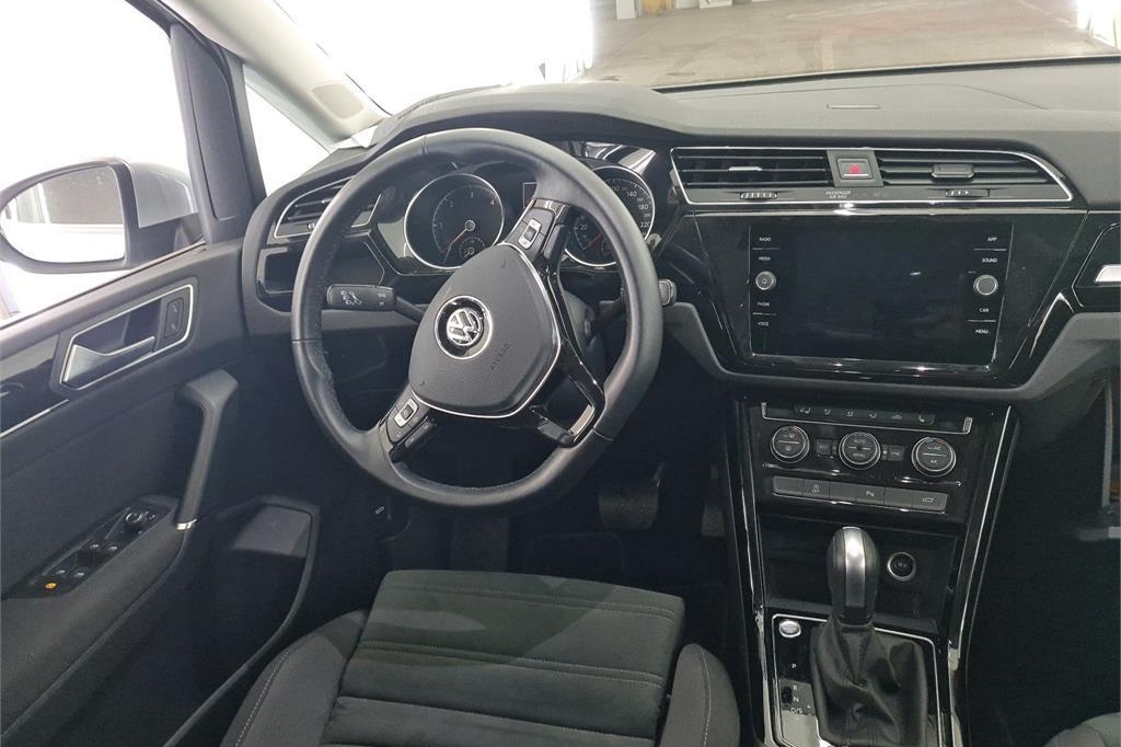 Volkswagen Touran 2020 фото 3