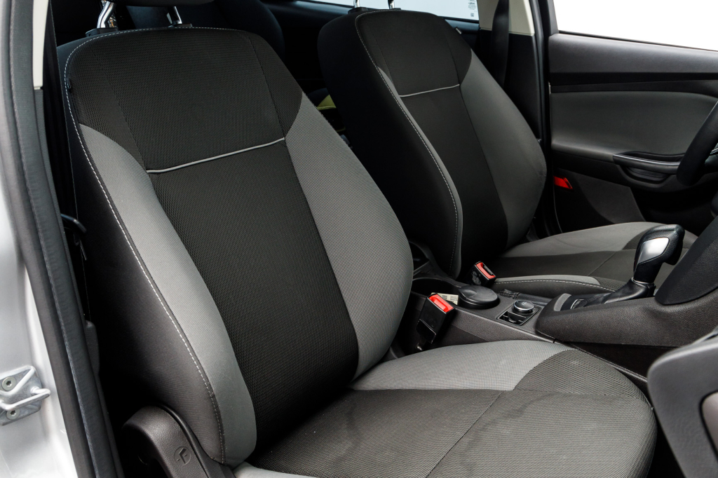 Ford Focus 2014 фото 7