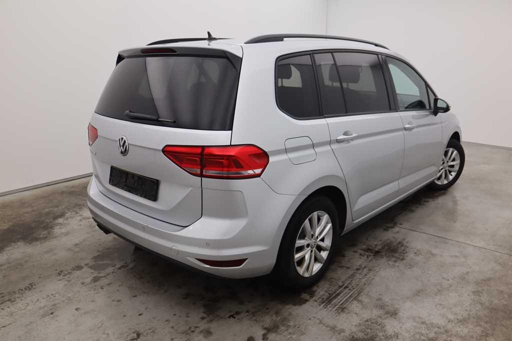 Volkswagen Touran 2019 фото 2