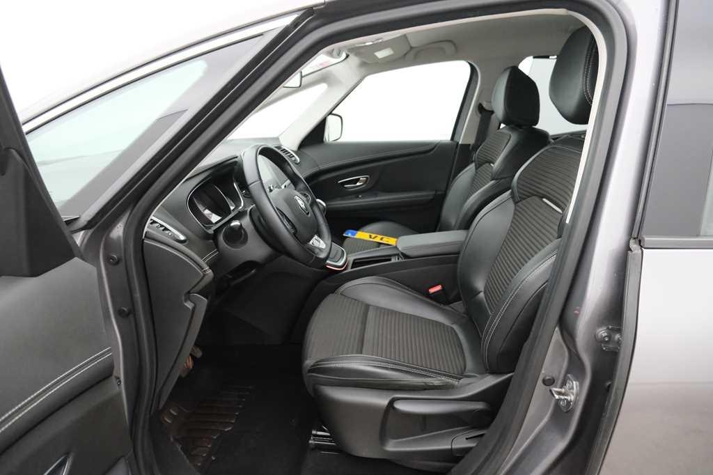 Renault Grand Scenic 2018 фото 1