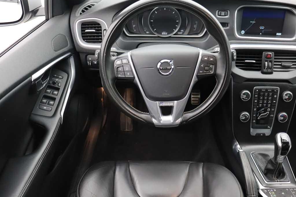 Volvo V40 2016 photo 5