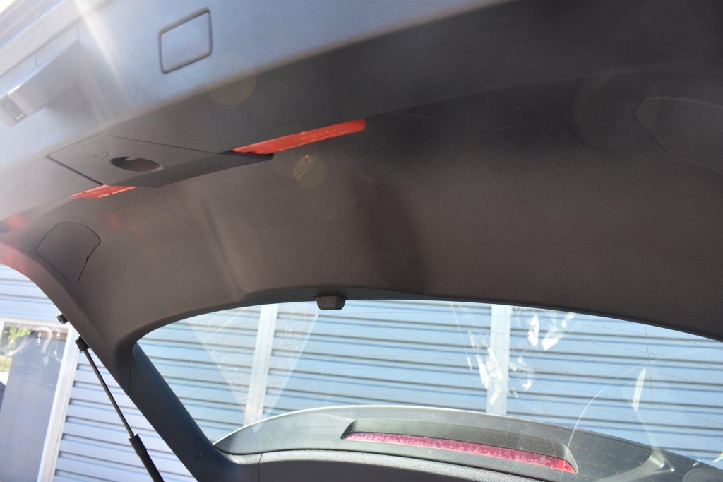 Volkswagen T-Roc 2018 фото 10