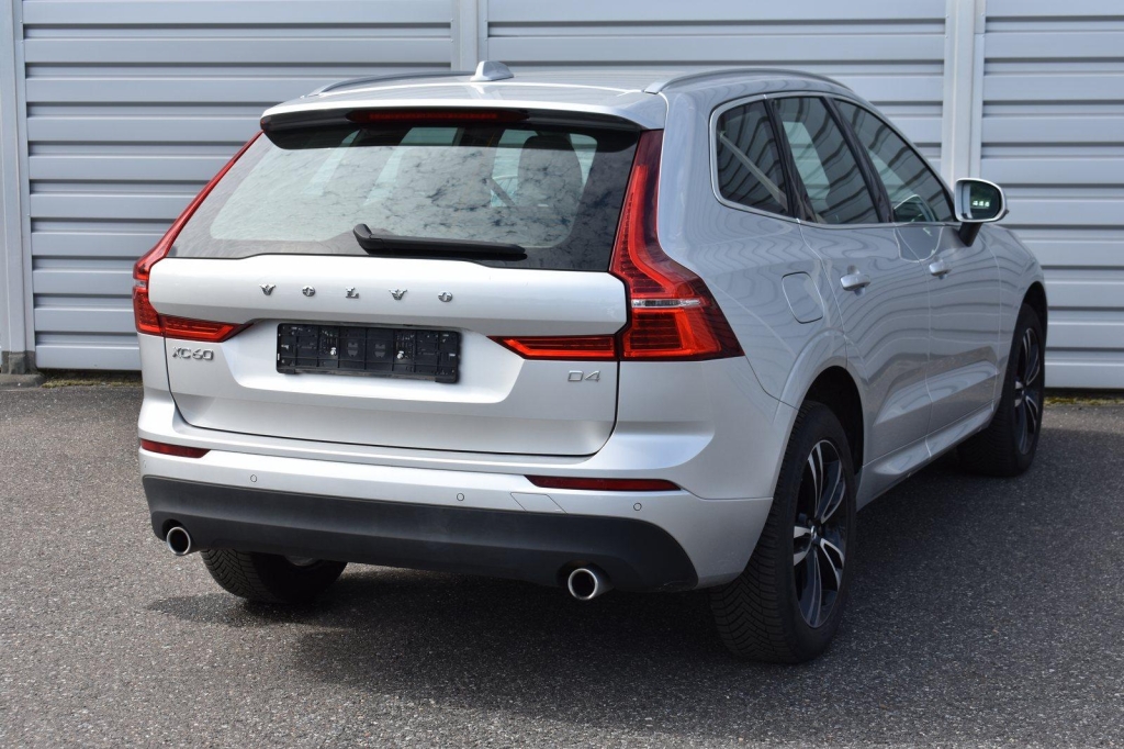 Volvo XC60 2020 photo 1