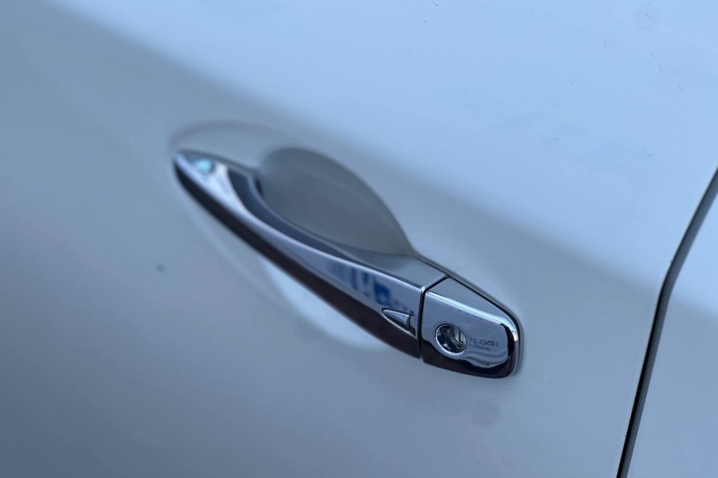 Nissan Pathfinder 2015 фото 7