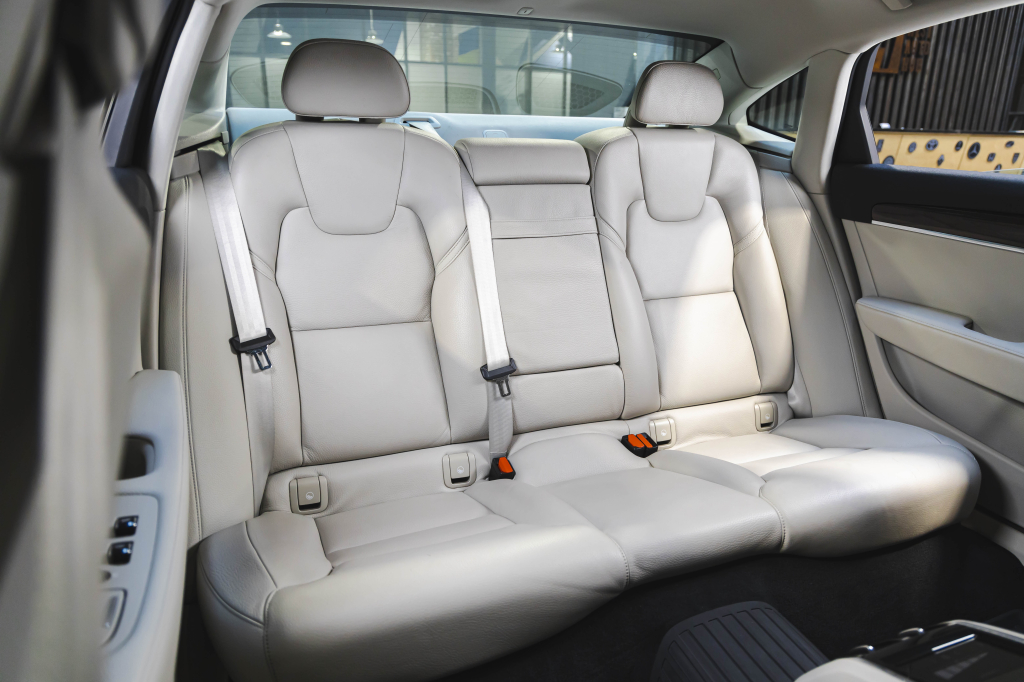 Volvo S90 2018 фото 34