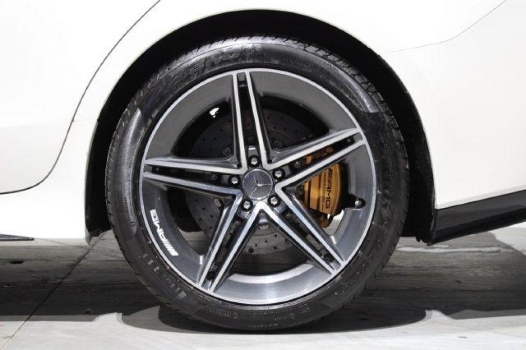 Mercedes-AMG GT 53 2019 photo 3