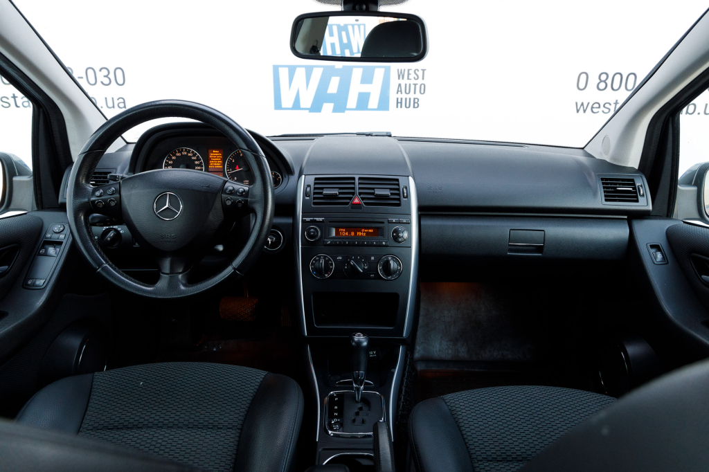 Mercedes-Benz A 160 2010 фото 8