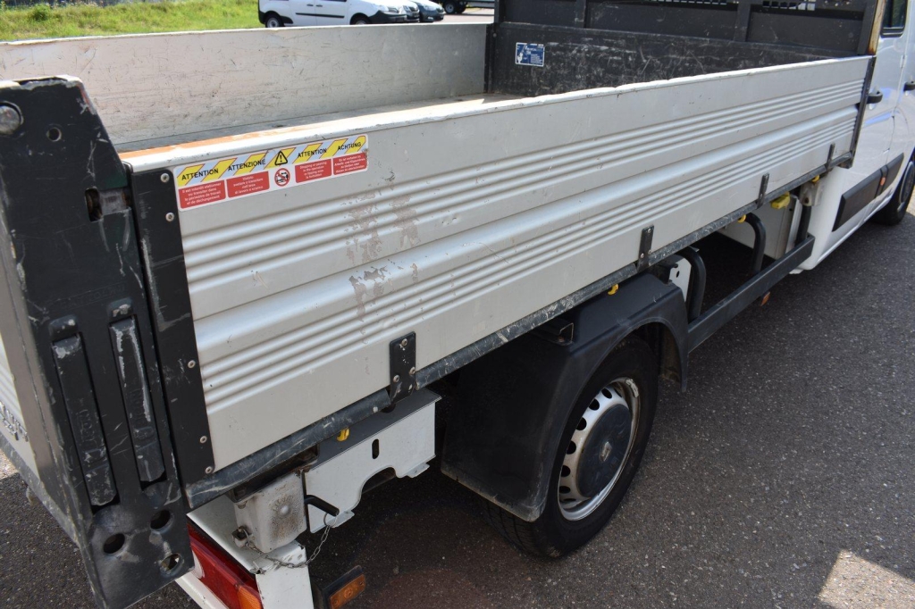 Renault Master Pritsche 2018 photo 28