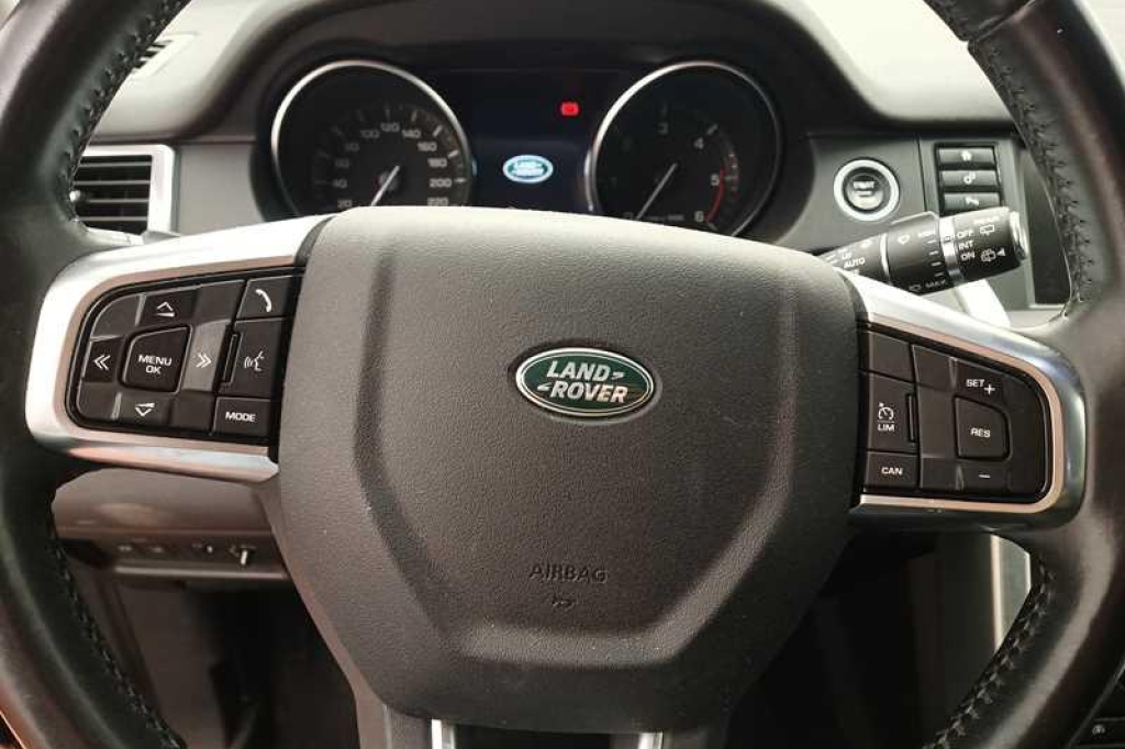 Land Rover Discovery 2016 photo 25
