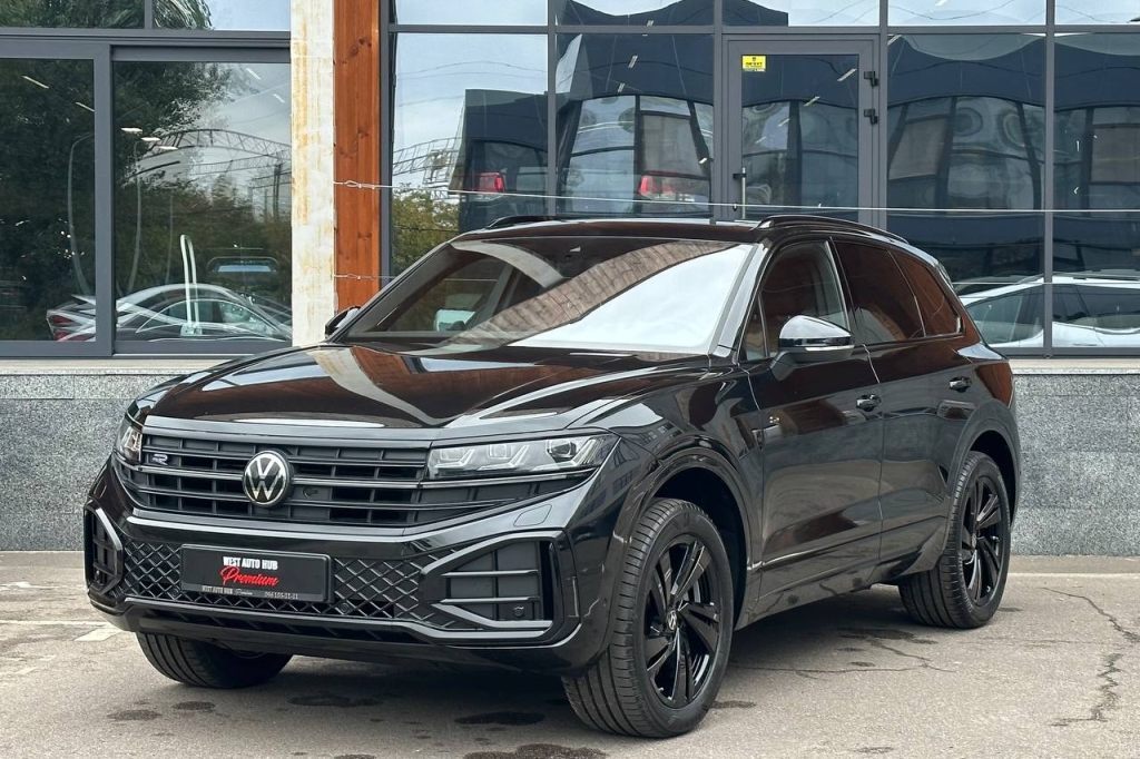 Volkswagen Touareg R-line Platinum 2024 фото 2