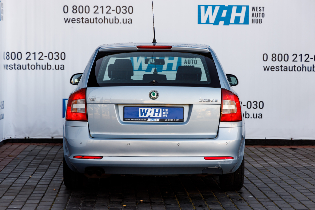 Skoda Octavia A5 2010 фото 4