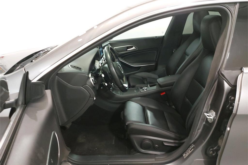Mercedes-Benz CLA-Klasse 2016 photo 2