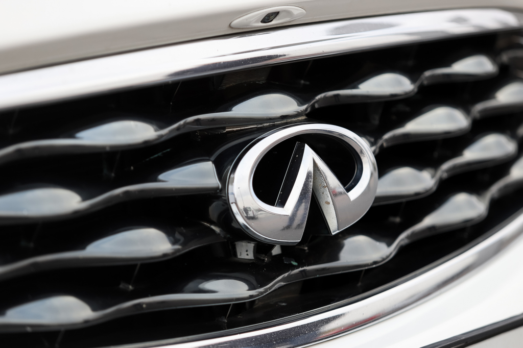 Infiniti FX 50 S 2008 photo 32