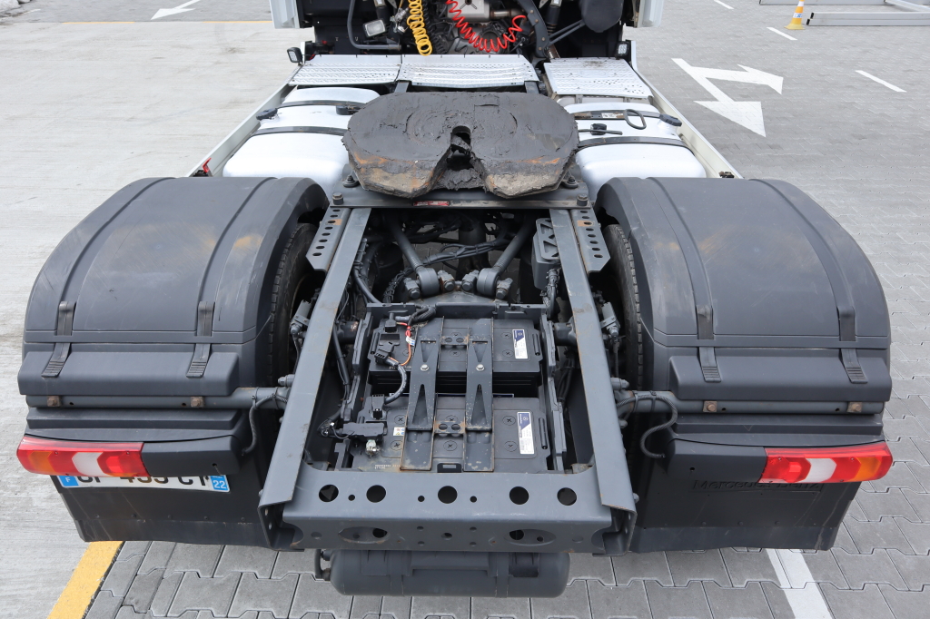 Mercedes-Benz Actros 1845 2012 photo 5