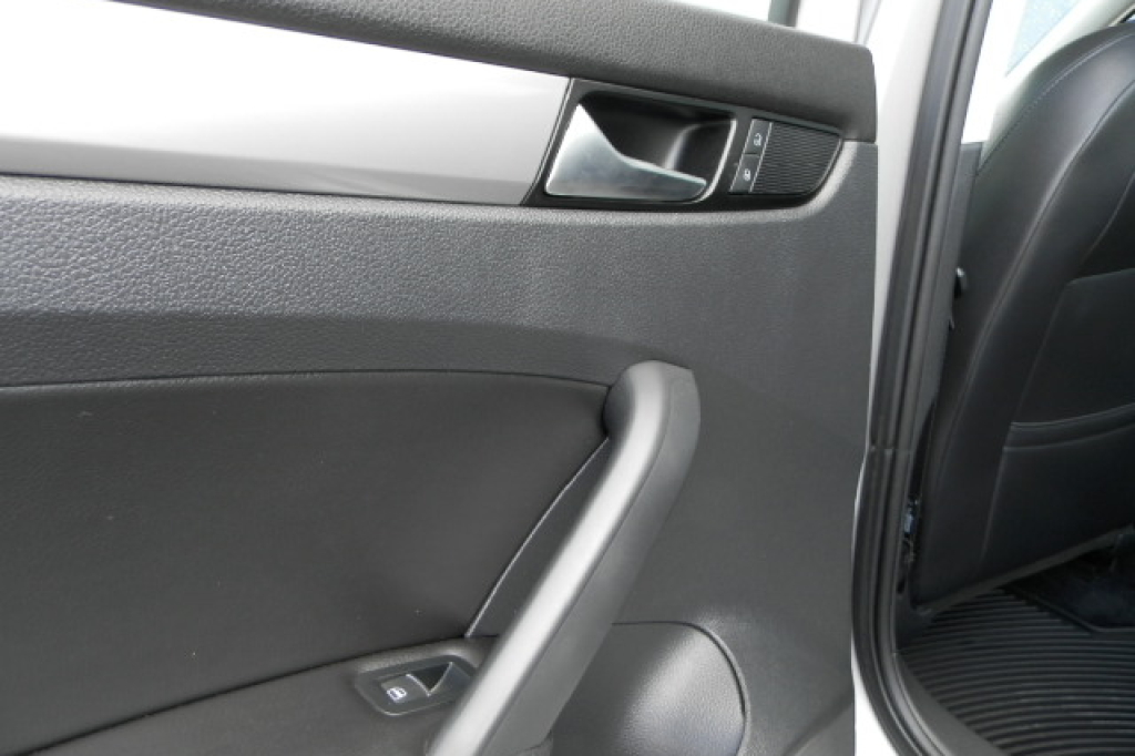 Volkswagen Passat B7 2013 фото 12