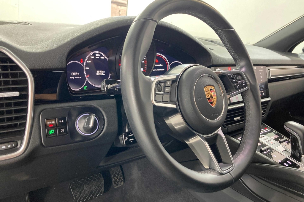 Porsche Cayenne 2018 фото 8