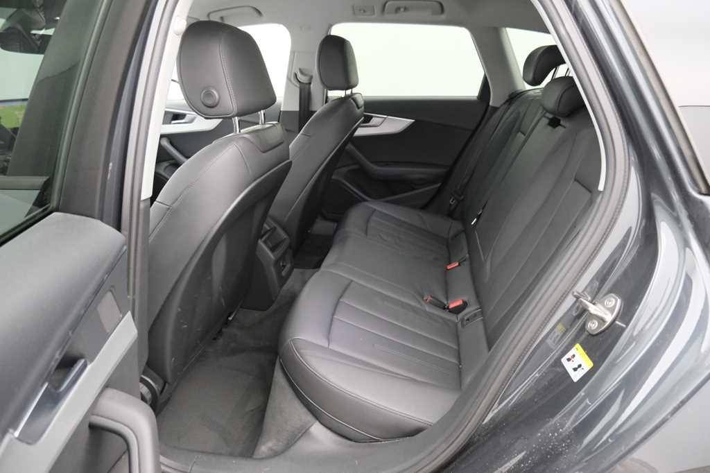 Audi A4 Avant 2017 photo 6