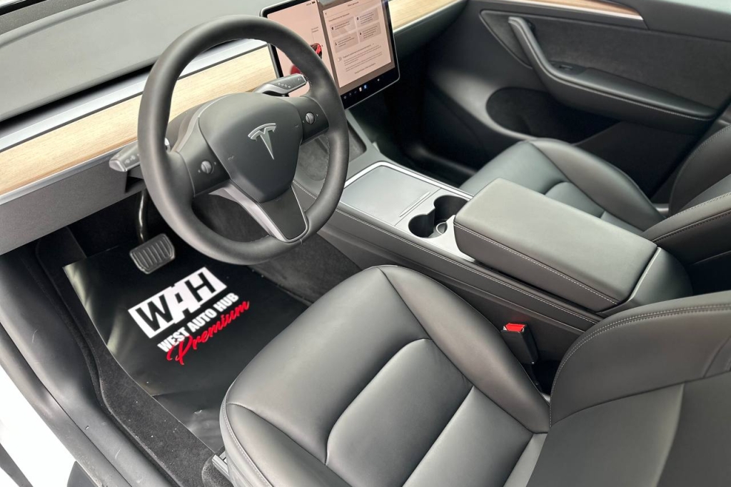 Tesla Model Y Long Range 75 kWh Dual Motor  2022 photo 10