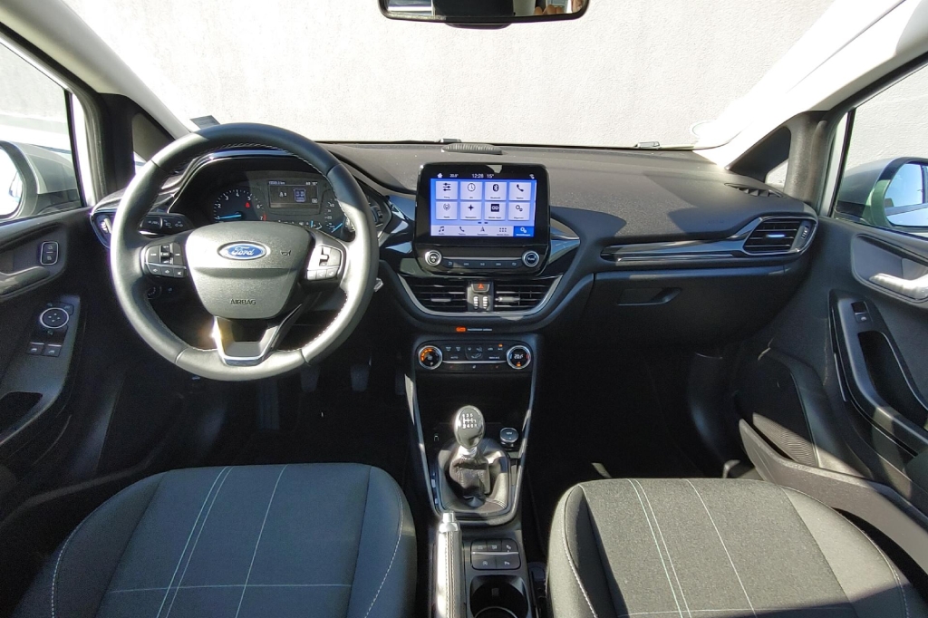 Ford Fiesta 2019 фото 6