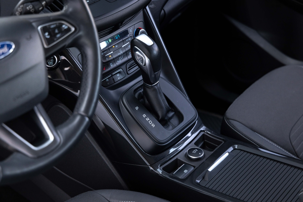 Ford Kuga 2019 фото 24