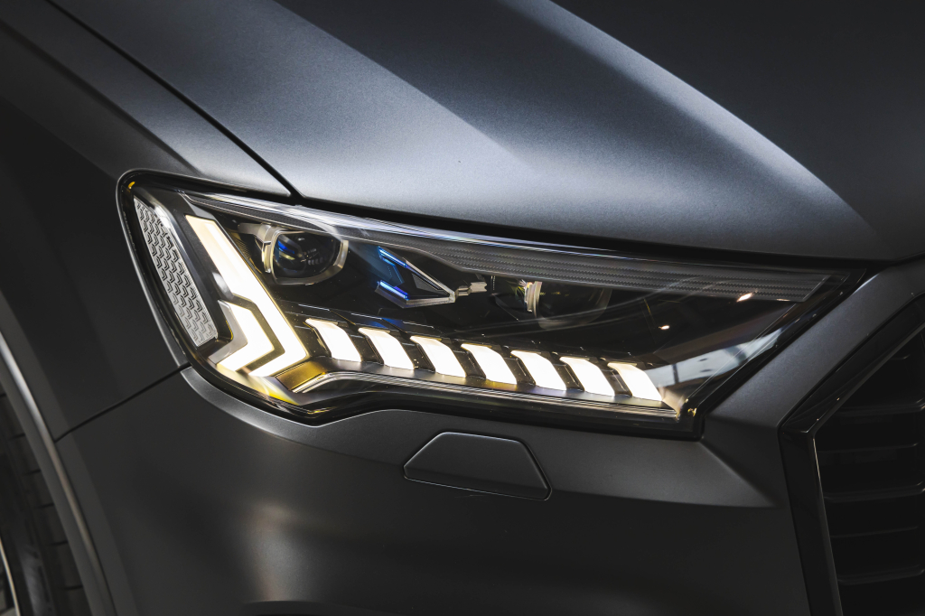 Audi Q7 S-Line 2021 photo 6