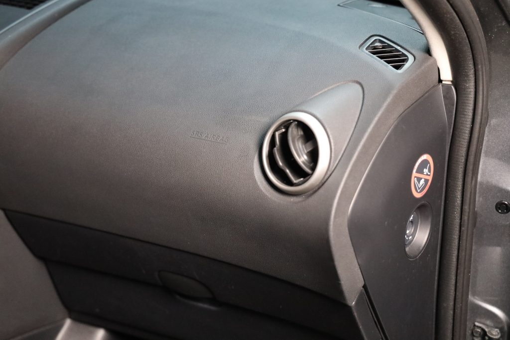 Nissan Qashqai 1.6 2013 фото 14