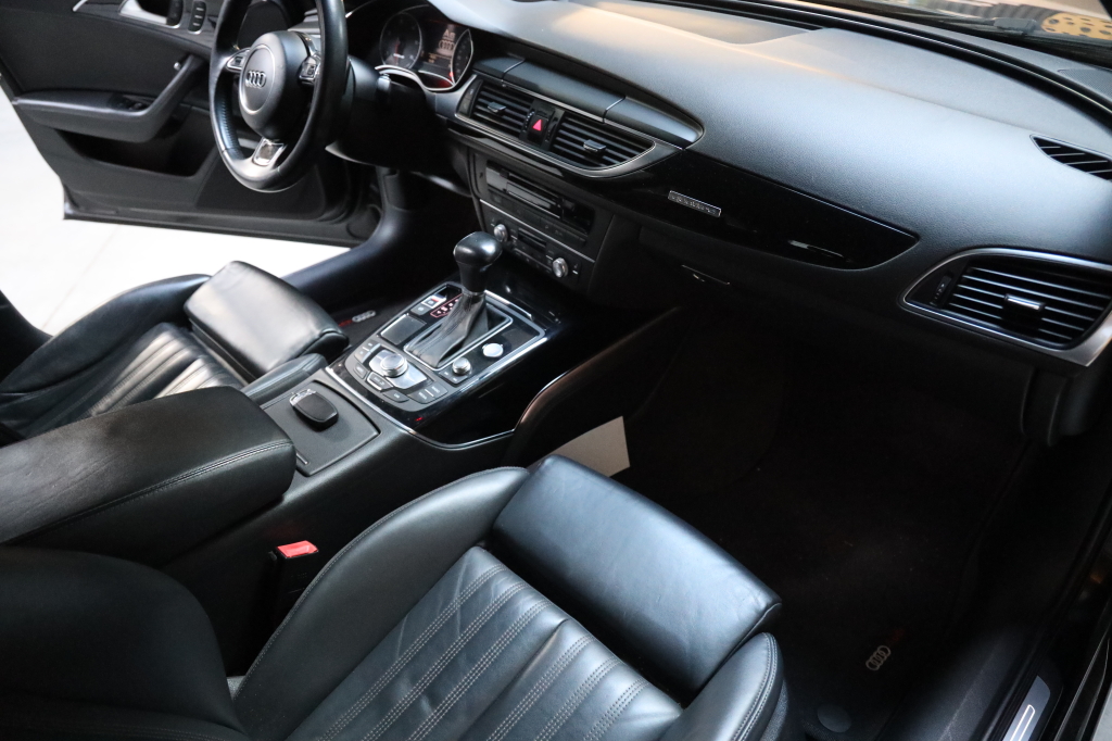 Audi A6 Allroad 2013 фото 33