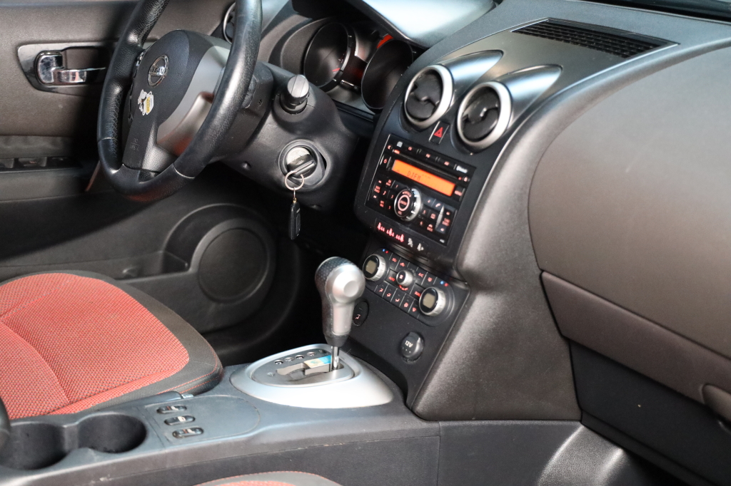 Nissan Qashqai 2008 photo 14