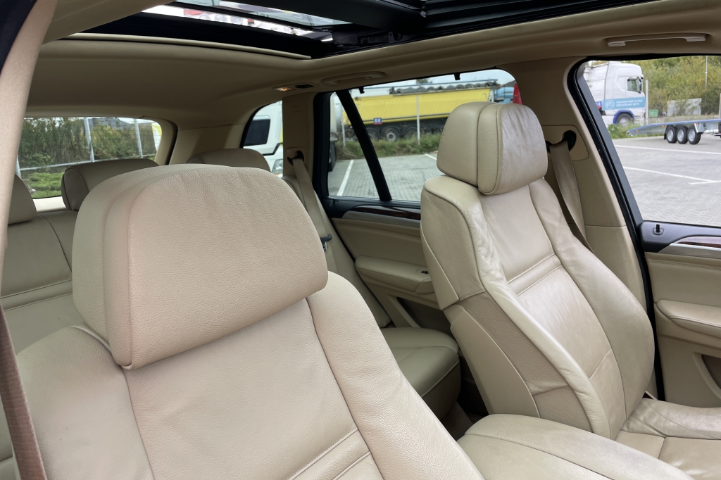 BMW X5 2008 photo 38