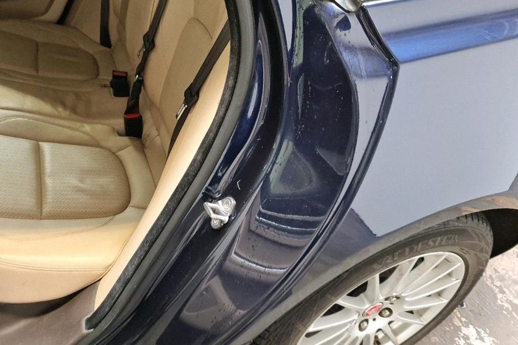 Jaguar XF Sportbrake 2018 фото 42