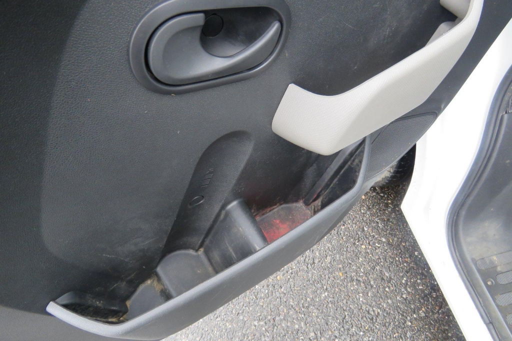 Renault Master 2017 фото 56