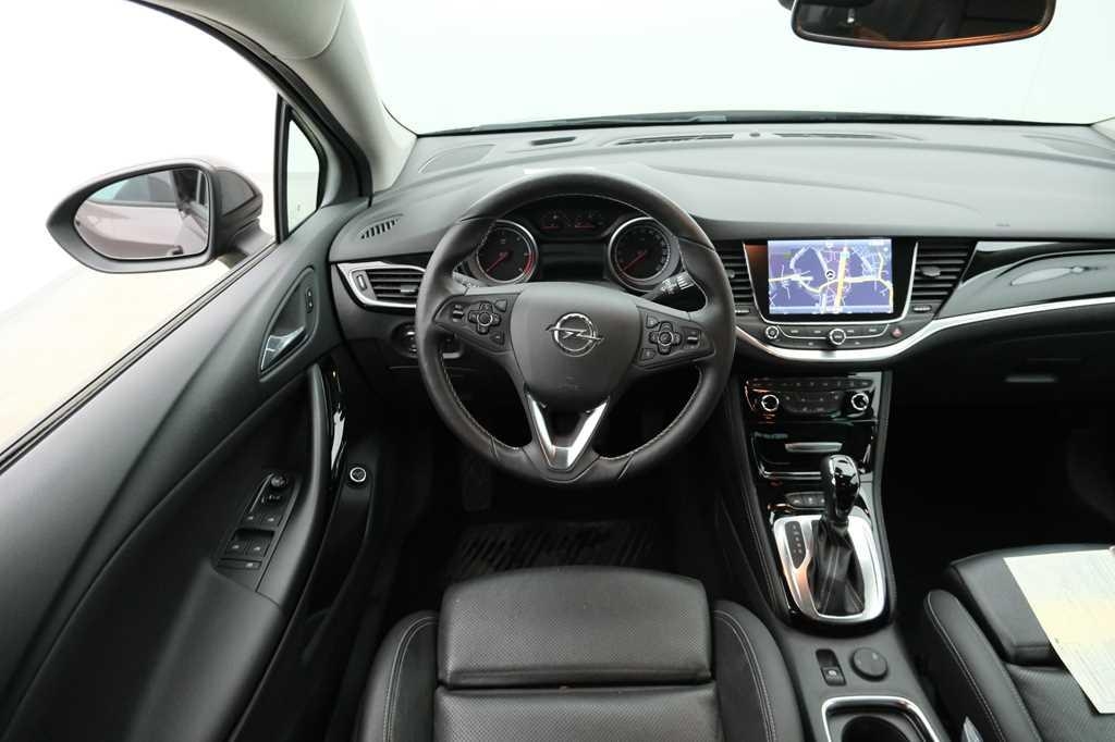 Opel Astra Sports Tourer 2017 фото 6