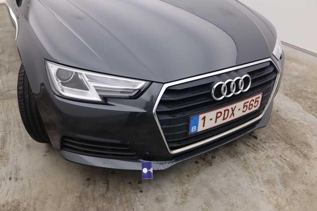 Audi A4 2016 фото 39