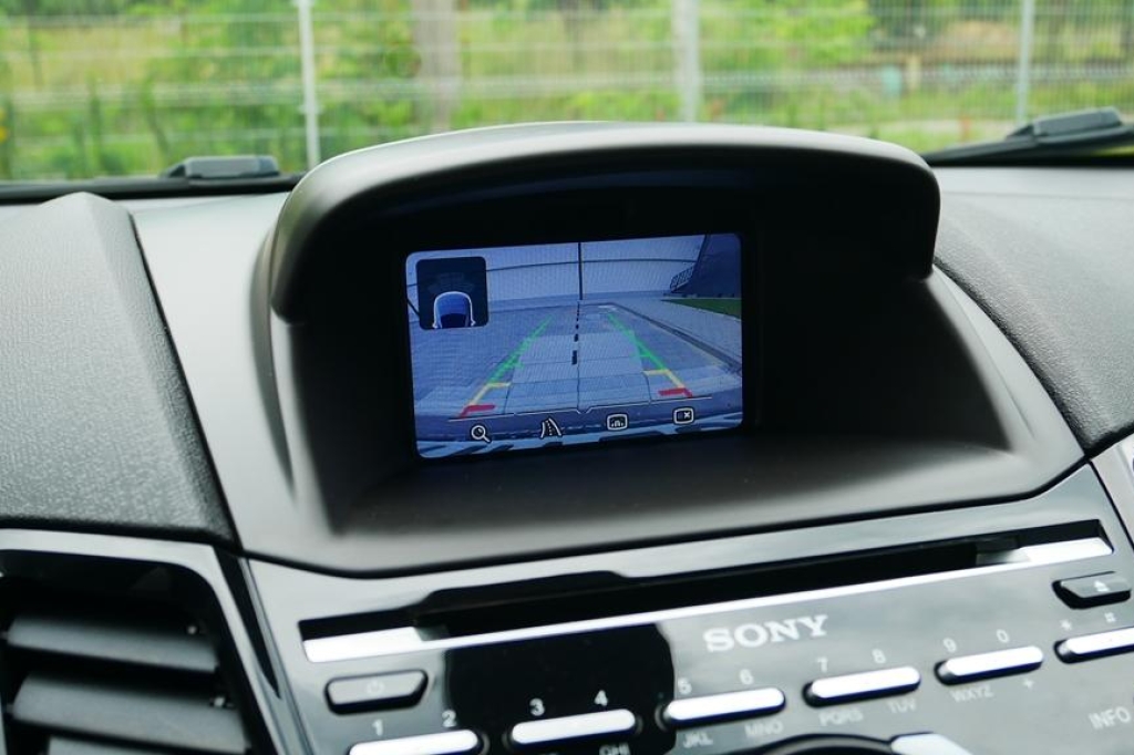 Ford Fiesta 2016 photo 1