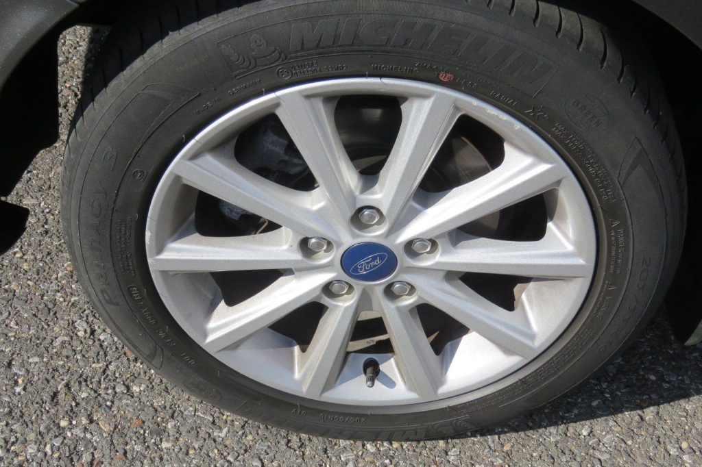 Ford Focus Turnier 2016 фото 10