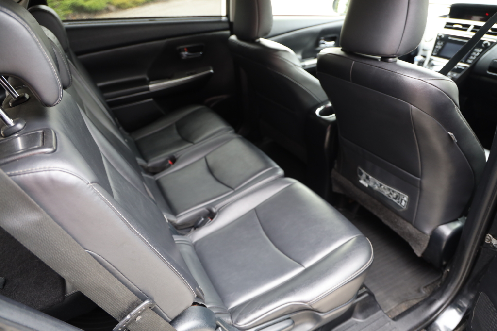 Toyota Prius Prime 2016 фото 34