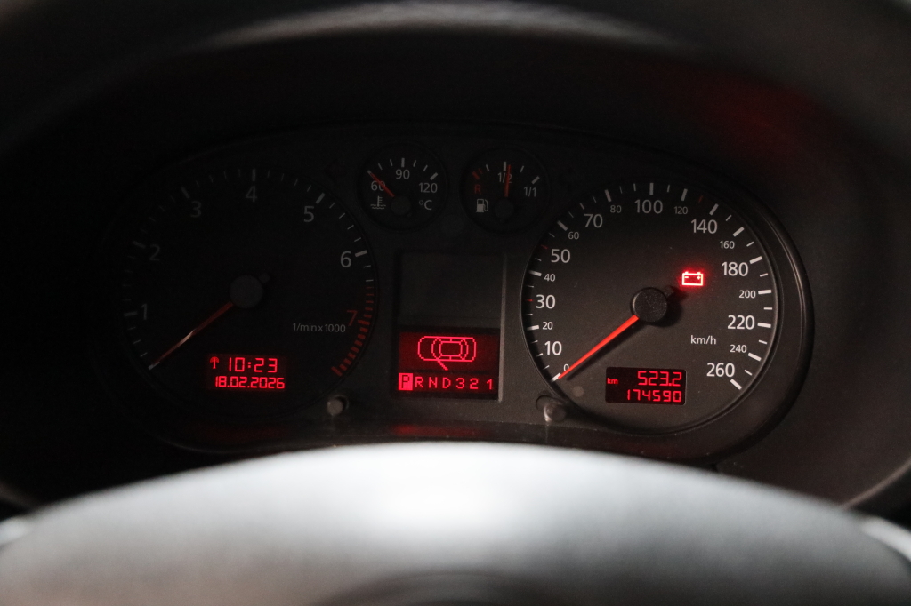 Audi A3 1999 фото 35