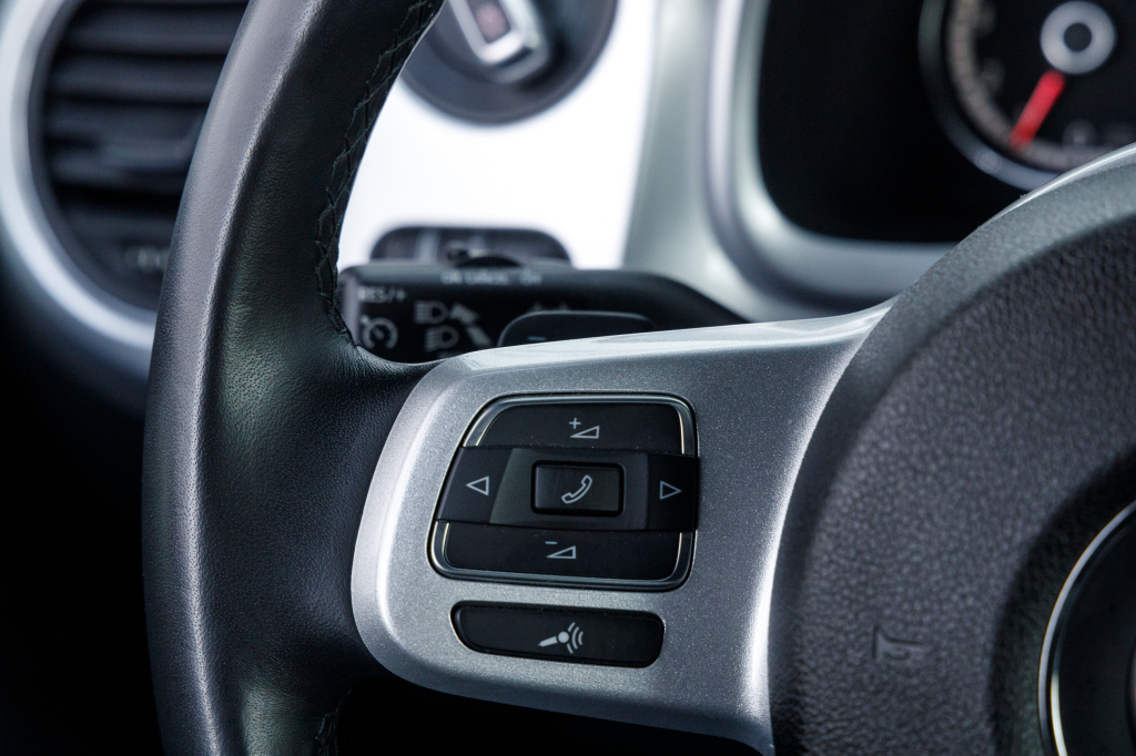 Volkswagen Beetle 2014 photo 7