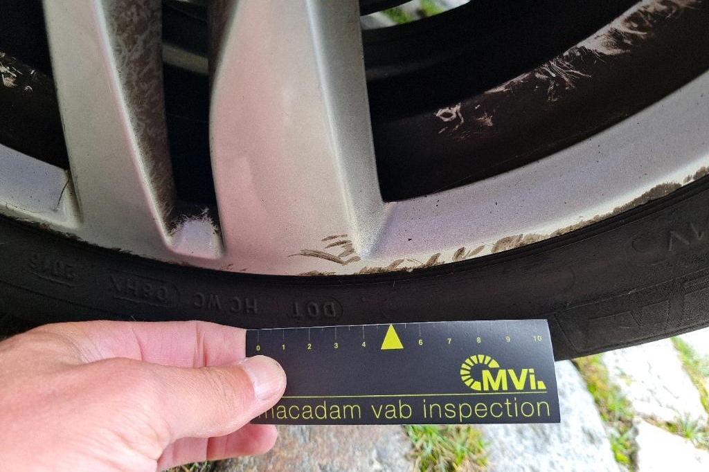 Opel Astra Sports Tourer 2016 фото 38