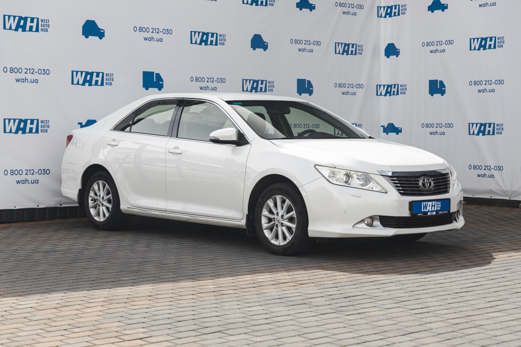 Toyota Camry 2013 photo 3