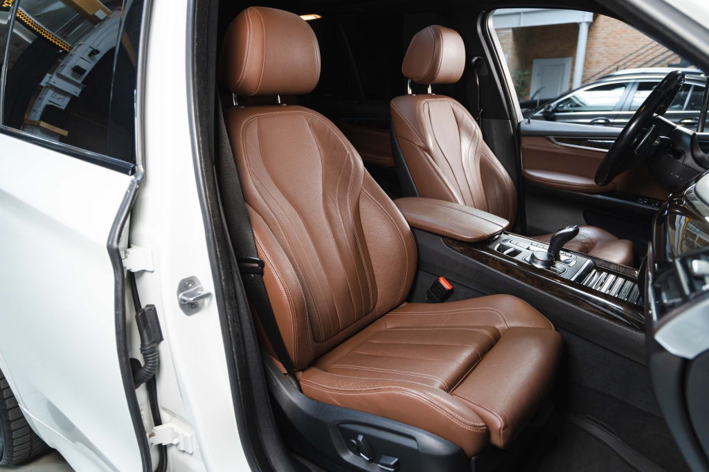 BMW X5 2017 фото 33