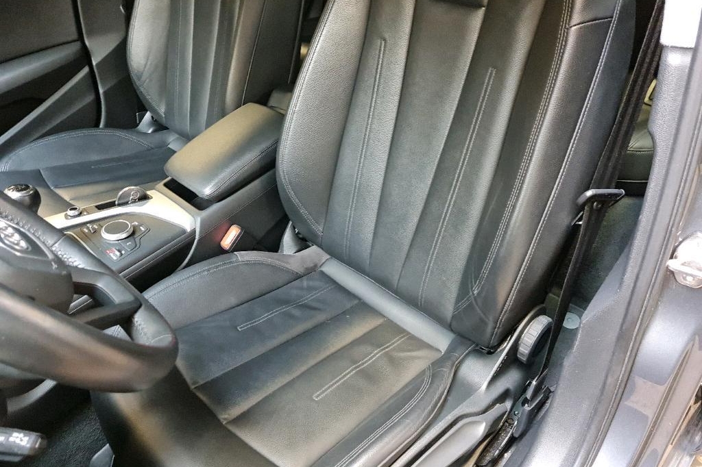 Audi A4 2017 photo 9