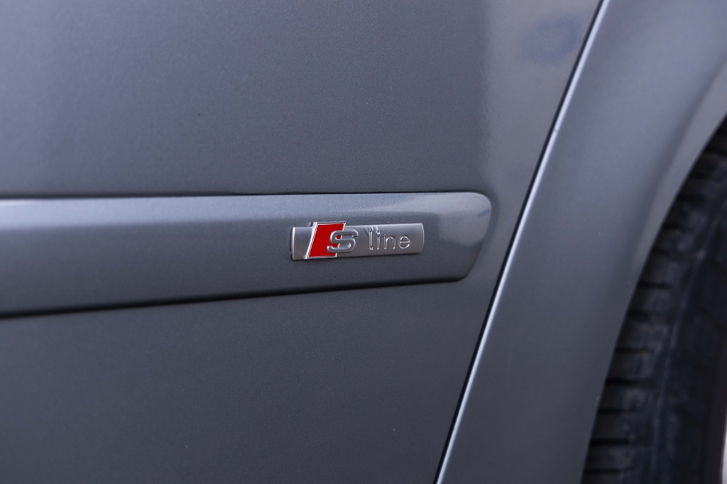 Audi A4 S-Line 2007 фото 5