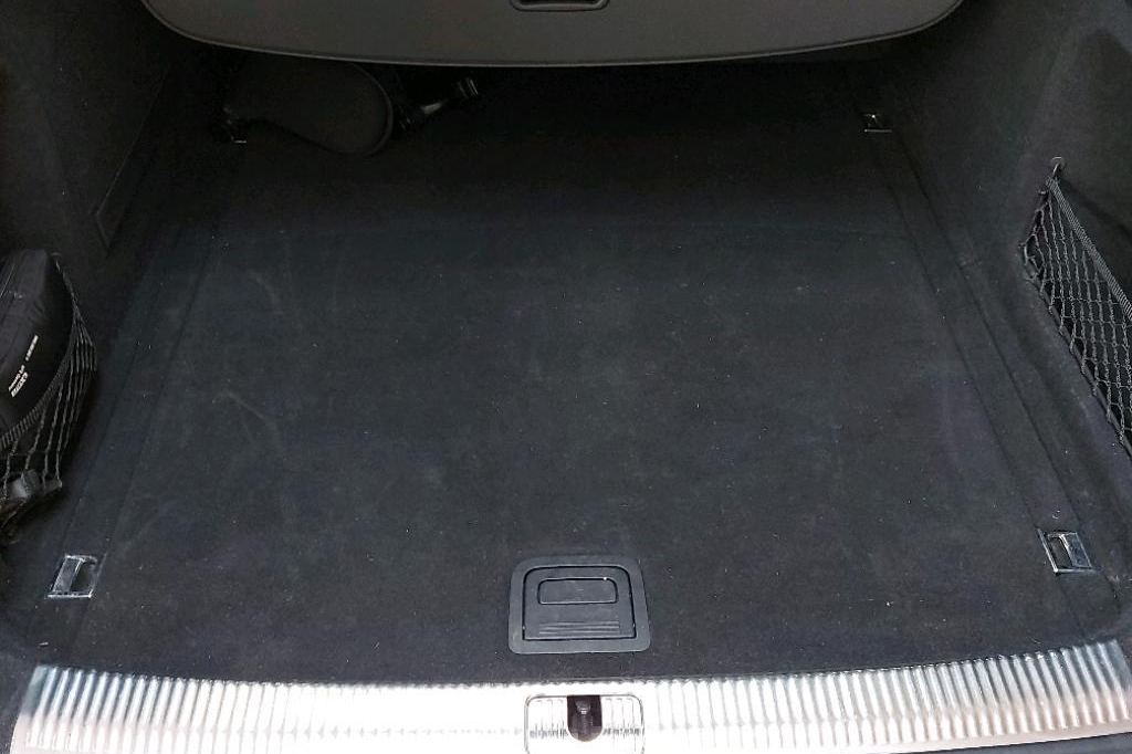 Audi A4 Avant 2016 фото 8