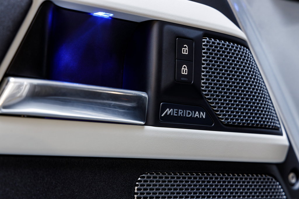 Land Rover Defender First Edition D240 2020 photo 27