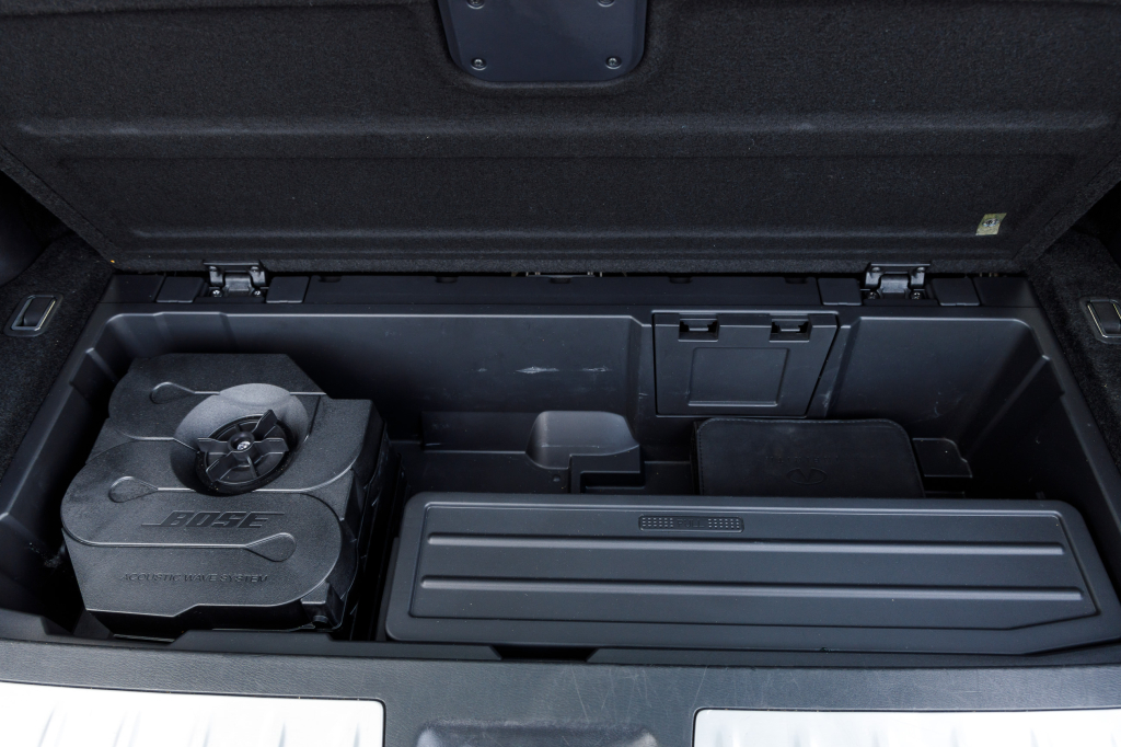 Infiniti QX60 HYBRID 2017 фото 17