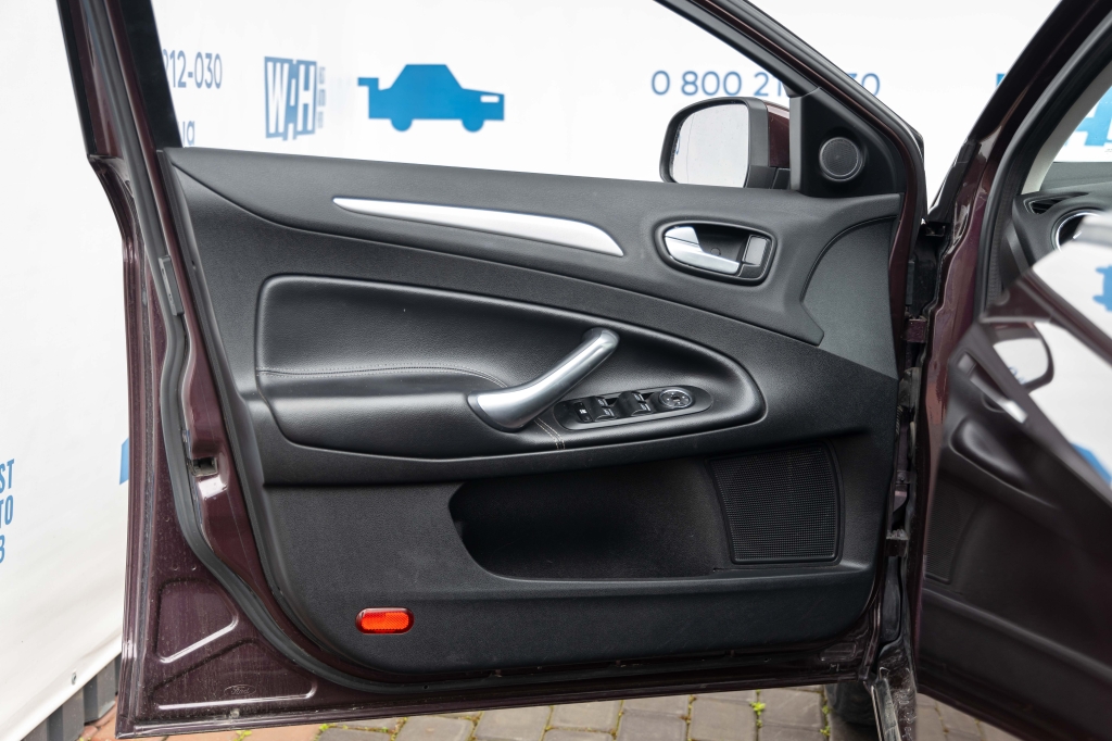 Ford Mondeo 2009 photo 10