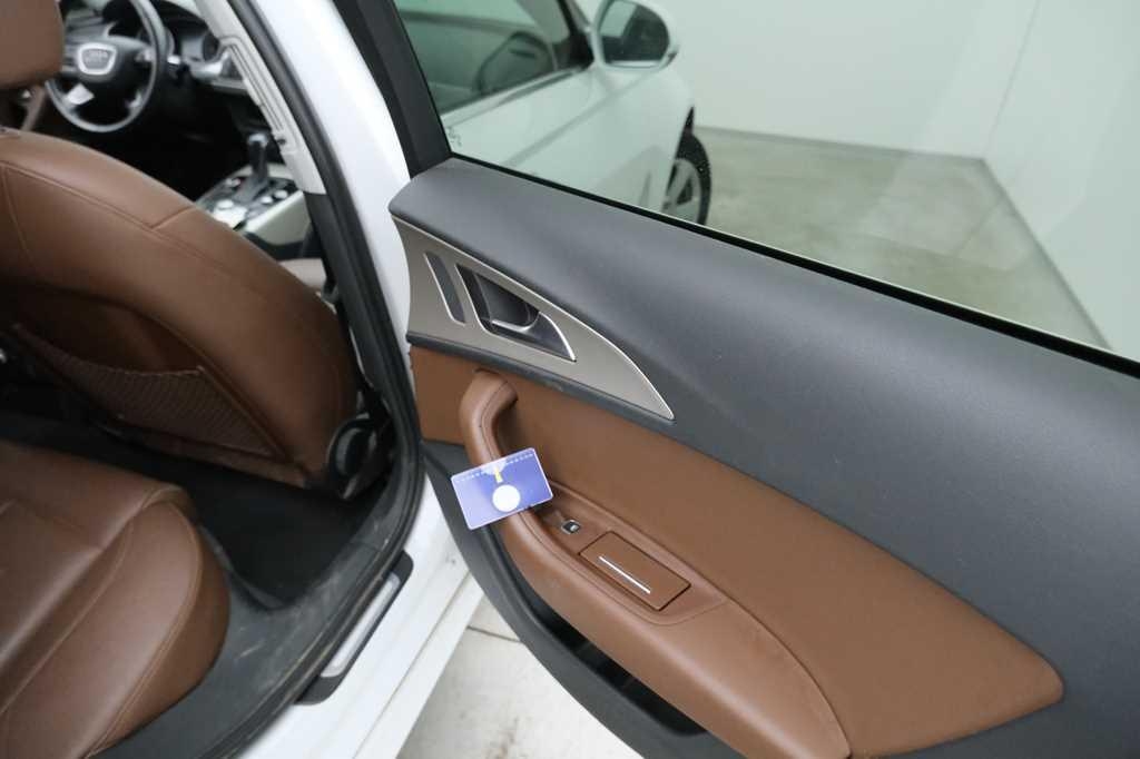 Audi A6 Avant 2016 photo 9